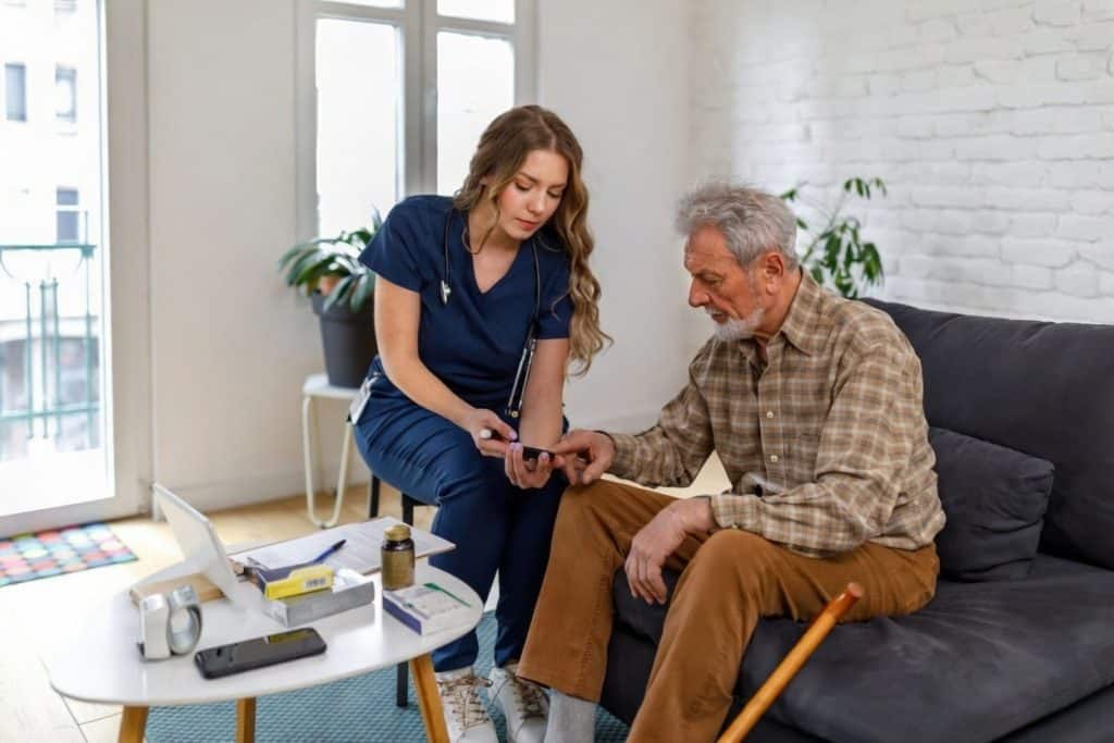 Vancouver mobile phlebotomist performing at-home blood draw